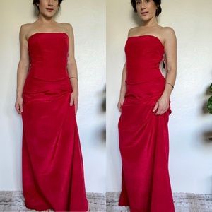NWT Nicole Miller Corset Gown in Red